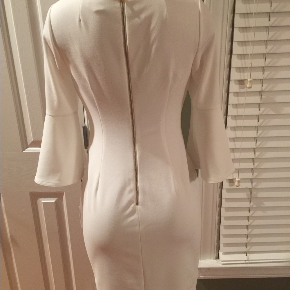 Calvin Klein - Picture 2 of 5